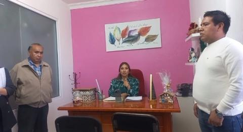 Paco Naco hace a un lado al Cabildo de Tetlanohcan y genera conflicto