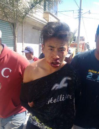 Casi los linchan y policía intervino a tiempo para evitarlo imagen 4