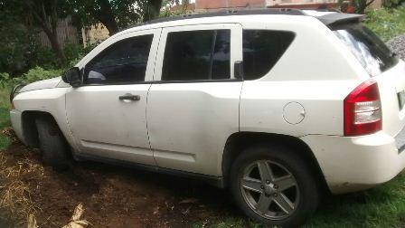 Ubican policías camioneta que fue robada en Papalotla