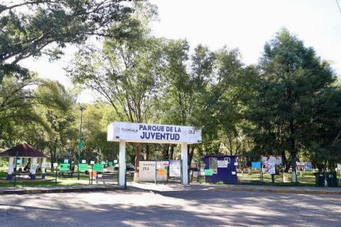 Activistas del parque de la juventud dicen que no están chaqueteando con el gobierno