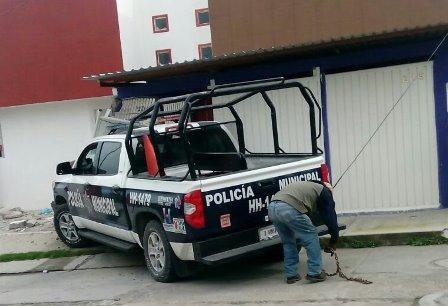 Policía de Huamantla se estampa contra casa por ir en persecución imagen 1