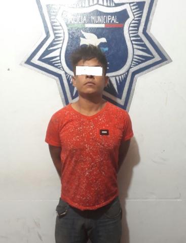 Por introducirse a una vivienda, policía detiene a un payaso de crucero
