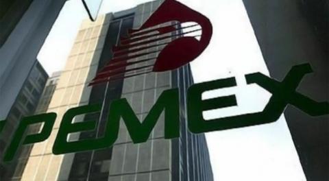 Desacuerdo entre Pemex y sindicato pospone firma de contrato