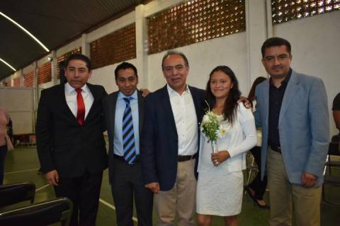 TOA felicitó a las parejas que se casaron en campaña municipal imagen 3