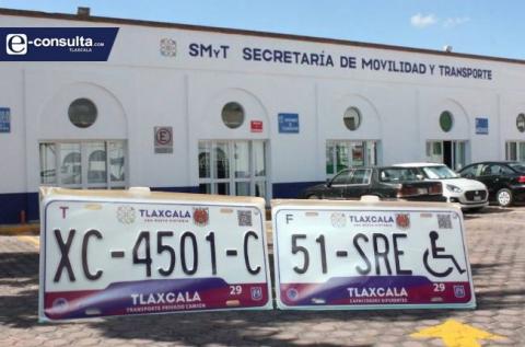 No hay placas ni licencias, se cayó el sistema de la SMyT