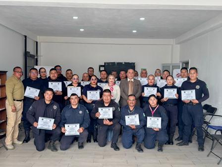 Refuerzan policías de Chiautempan su capacitación por parte de la SSC