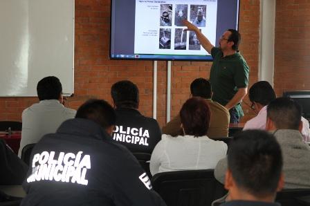 Capacitan a policías municipales contra robo de hidrocarburo