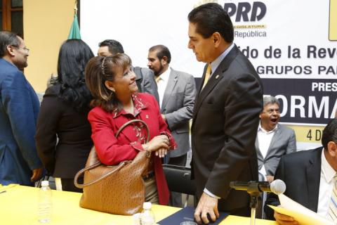 Lorena Cuéllar participa en la presentación de las Iniciativas de Reforma Político-Electoral del PRD imagen 2