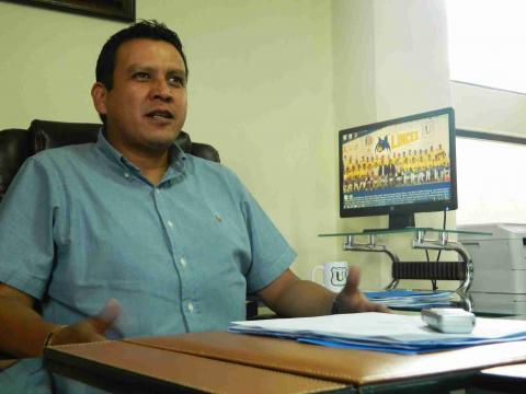 Participa Club Linces en rehabilitación del campo deportivo de Ixtulco imagen 1