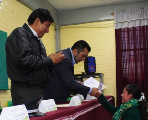 Les dotamos herramientas para que enfrenten los problemas cotidianos: alcalde imagen 1