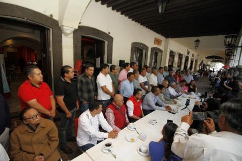 Se suman ex funcionarios del PRI al proyecto de Minerva Hernández