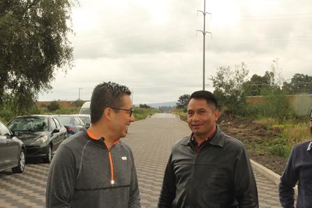 Alcalde mejora infraestructura carretera entre Quilehtla y Acuamanala imagen 2