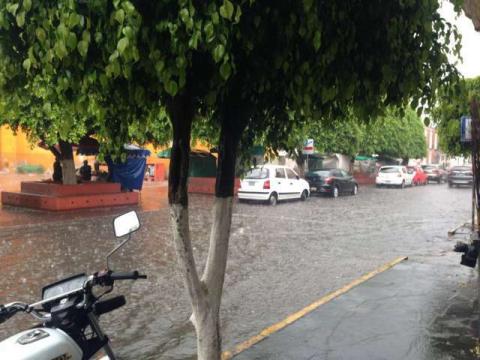 Granizada azota la capital tlaxcalteca imagen 4
