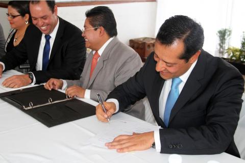 Ante el Órgano de Fiscalización Superior inicia el municipio de Apizaco proceso de entrega recepción imagen 1