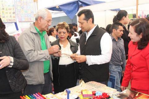 Con 2da Feria de Regreso a Clases beneficia OSC a 20 mil padres de Familia imagen 3