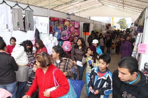 Con 2da Feria de Regreso a Clases beneficia OSC a 20 mil padres de Familia imagen 4