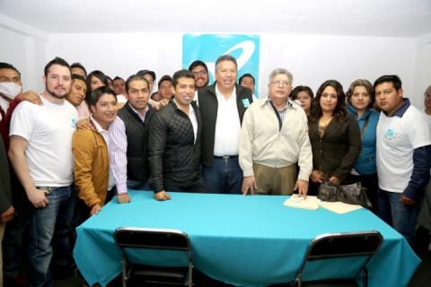 Se registra J. Carmen Corona para buscar candidatura por Distrito III imagen 2