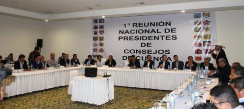 Alcalde pide apoyo para aquellos lugares que muy difícilmente llega el agua potable imagen 4