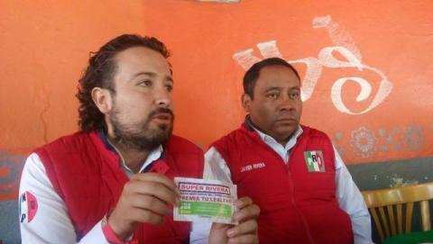 Presenta Rivera denuncia por vales de despensa falsos