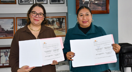 Firma Rocío Meléndez convenio con el Instituto de Cooperación y Desarrollo Comunitario