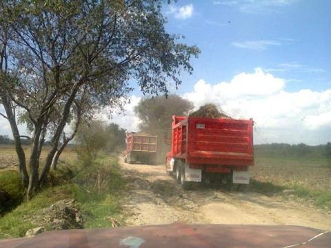 Alcalde Francisco Román Sánchez resuelve problema en camino real imagen 6