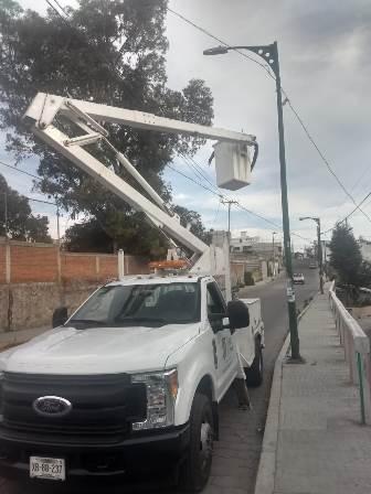 Alcalde mejora la imagen urbana de la calle Ayuntamiento imagen 3