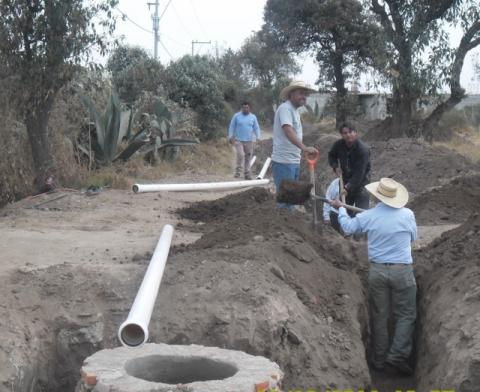 Amplia CAPAM Calpulalpan Red de Agua Potable en Colonia “Los Volcanes” imagen 2