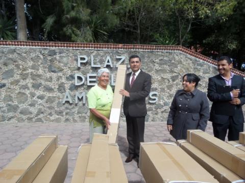 Alcalde de Tetla refrenda compromiso con los sectores vulnerables imagen 1