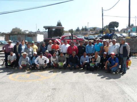 Capacita SEFOA a productores para fortalecer sus procesos de siembra imagen 3