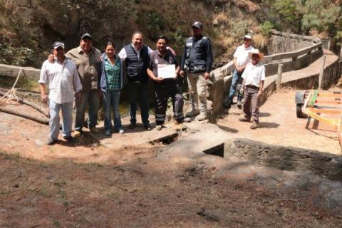 Se lleva a cabo saneamiento del Jagüey Cuetlachac y Ameyal de San Pedro Tlalcuapan imagen 3