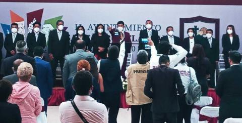 Rinde protesta David Martínez como alcalde de Santa Cruz Tlaxcala