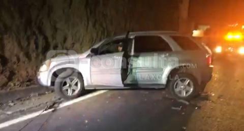 Aparatoso accidente sobre la carretera Ocotlán- Chiautempan imagen 1