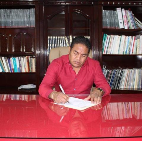 Renuncia tesorero de Xiloxoxtla; alcalde lo hostigó por no cumplirle sus caprichos
