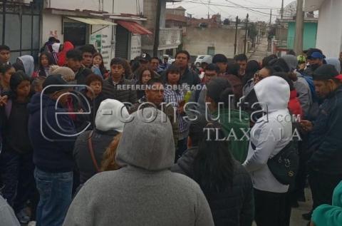Por supuestas transas y corrupción piden la destitución de la directora del CEBES en Hueyotlipan
