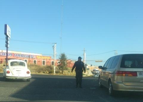 Fallas de semáforos en Yauhquemecan desquicia crucero principal imagen 3