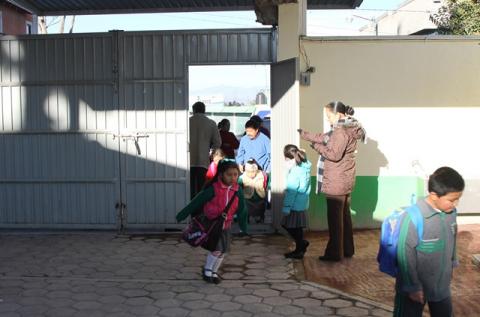 Concluyen vacaciones y mañana regresan alumnos a clases