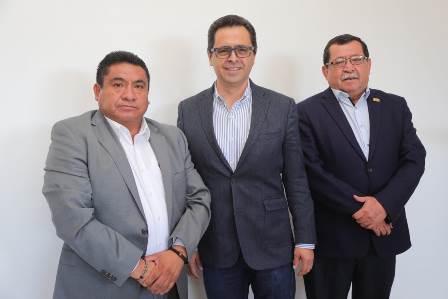 Llegan enviados del CEN del SNTE para atender conflicto en la USET