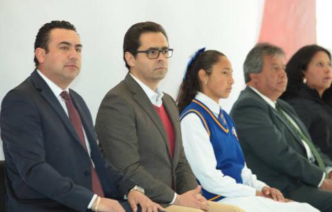 Encabeza MCH ceremonia alusiva al 50 Aniversario de la Primera Telesecundaria de el país imagen 5