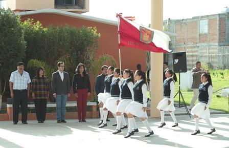 Alumnos practican valores cívicos y fomentan la lectura