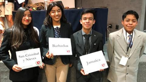 Alumnos de Tlaxcala obtienen mención honorífica en foro
