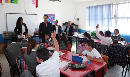 Gobierno del estado tiene como prioridad mejorar la educación