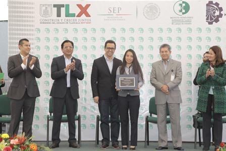 Tecnológico Superior de Tlaxco celebra un aniversario más