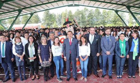 Inauguran autoridades ciclo escolar 2019-2020 de la UTT
