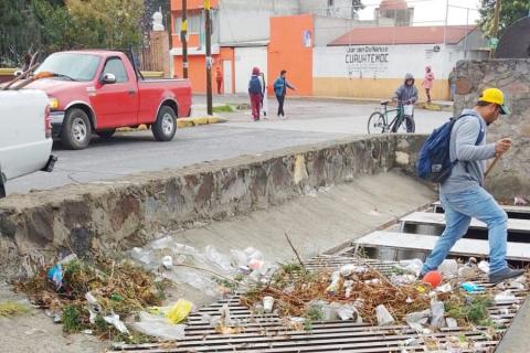 Pide Gobierno de Huamantla la colaboración ciudadana para tener cuidado con el sistema de drenaje imagen 3