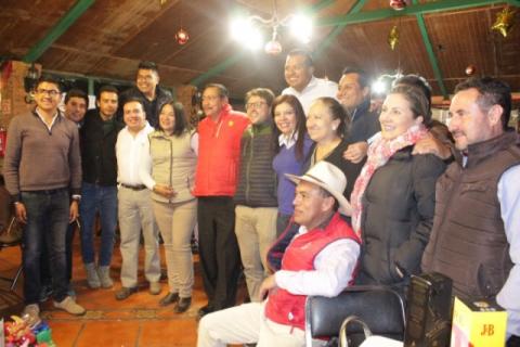Respaldado por dirigentes del frente, Sesin celebra fin de año