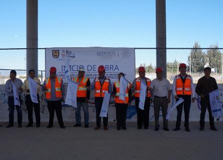 Alcalde inicia obra en Unidad Deportiva de Tlaltepango imagen 1