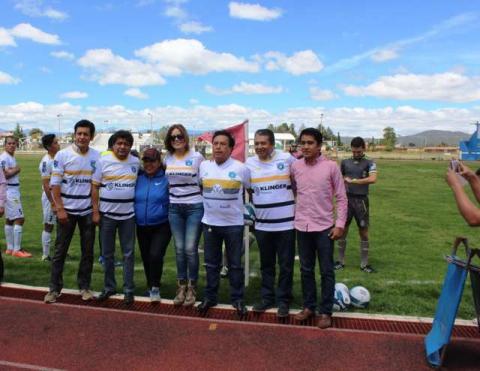 Alcalde da patada inicial del torneo de tercera división profesional imagen 3