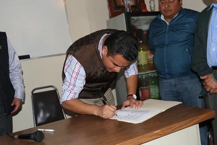 Respalda alcalde de Apizaco a locatarios del mercado Guadalupe imagen 1