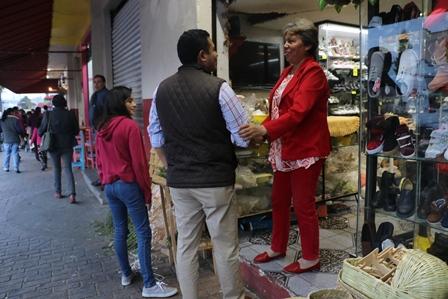Respalda alcalde de Apizaco a locatarios del mercado Guadalupe imagen 3