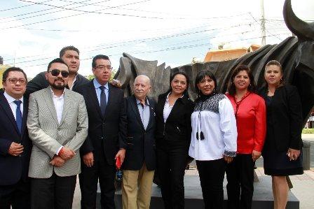 El Toro, símbolo de fortaleza y de la gente trabajadora del campo: González imagen 1